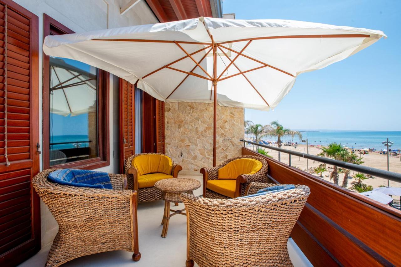 Delposto Marina Di Ragusa Ngoại thất bức ảnh